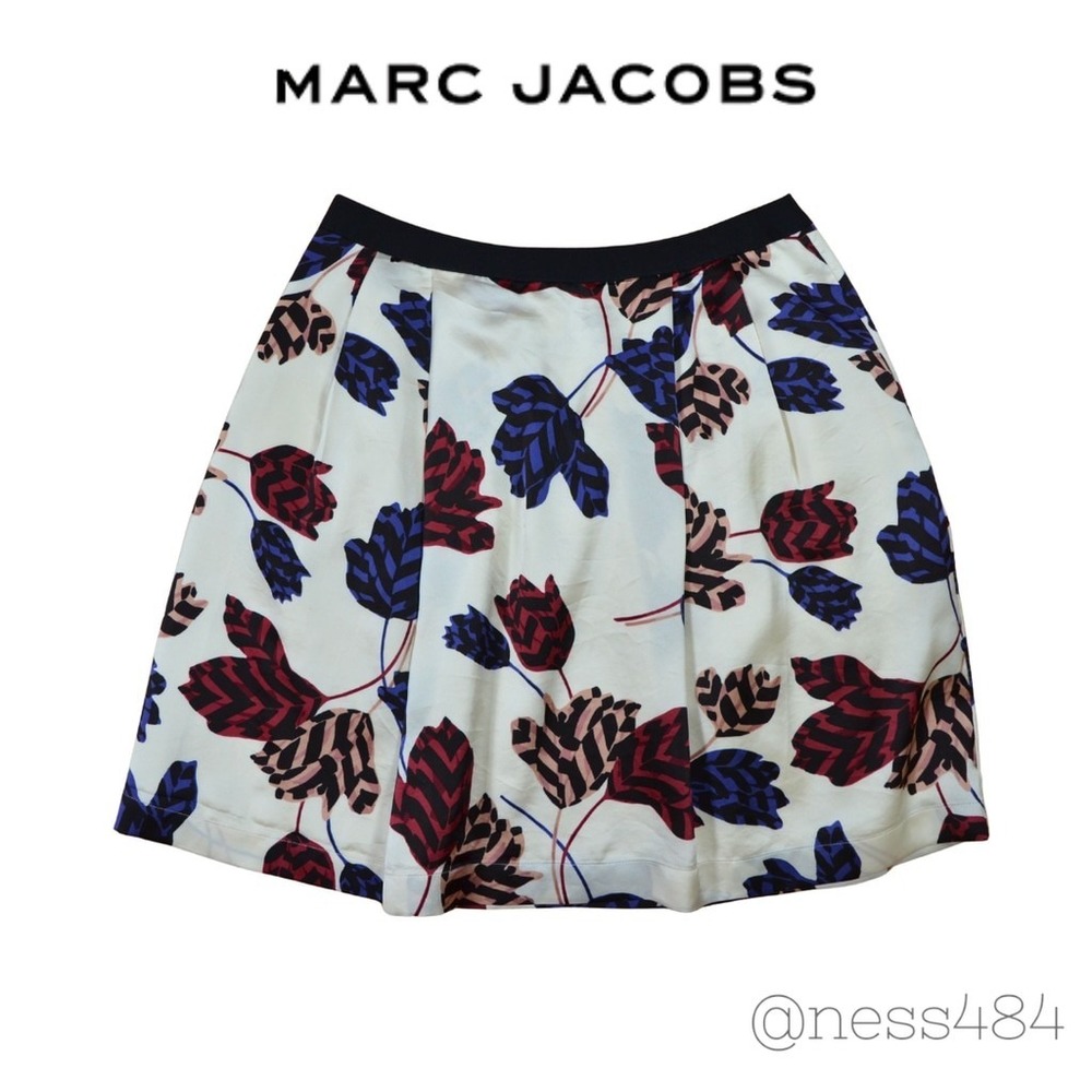 Marc Jacobs Women's Floral A-Line Skirt‎ Multi Color Size 6